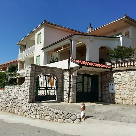 Apartment With A Parking Space Smokvica Krmpotska, Novi Vinodolski - 14906