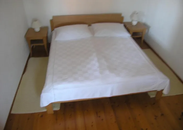 With A Parking Space Smokvica Krmpotska, Novi Vinodolski - 14906 Klenovica