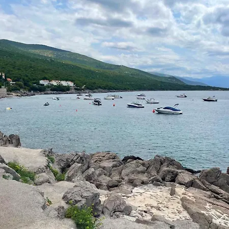 With A Parking Space Smokvica Krmpotska, Novi Vinodolski - 14906 *